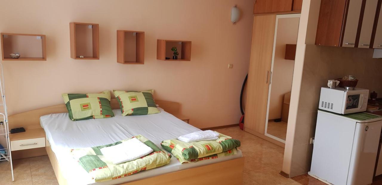 Elit 4 Apartments Сонячний Берег Екстер'єр фото