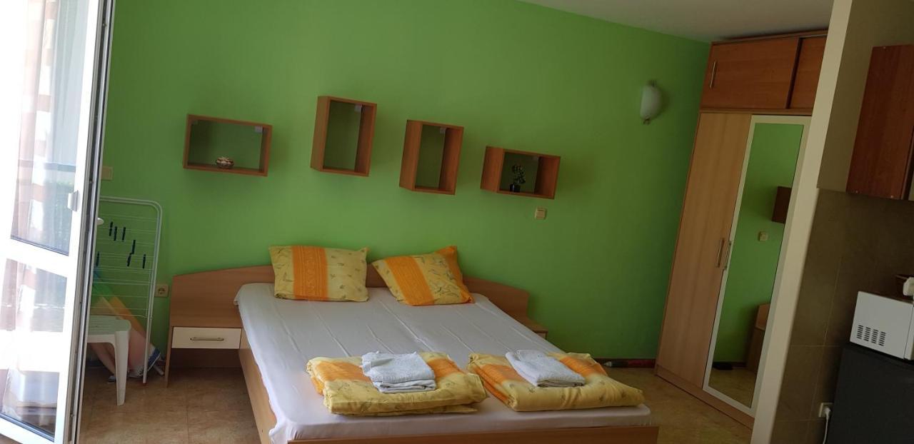Elit 4 Apartments Сонячний Берег Екстер'єр фото