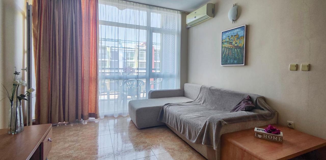 Elit 4 Apartments Сонячний Берег Екстер'єр фото