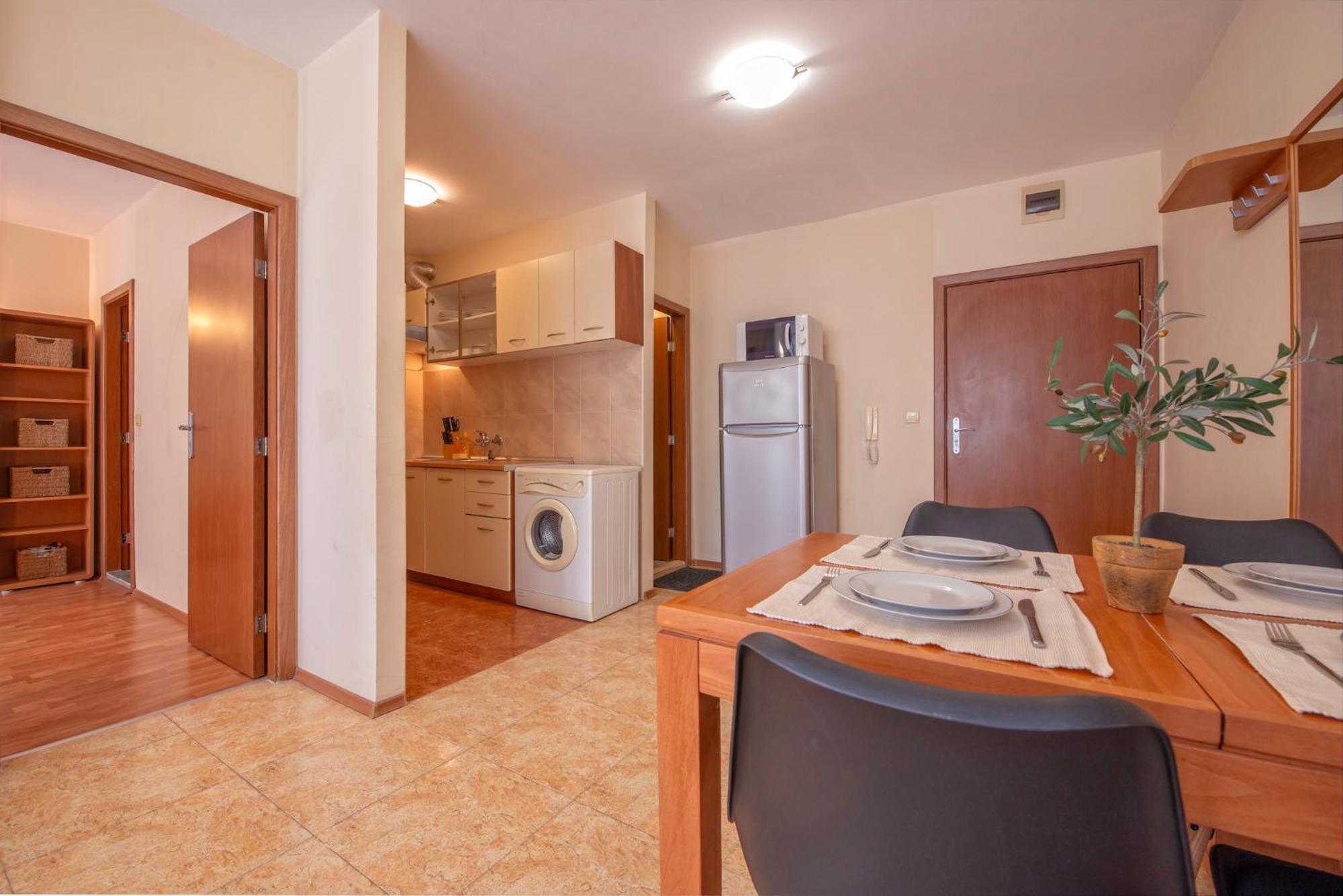 Elit 4 Apartments Сонячний Берег Екстер'єр фото