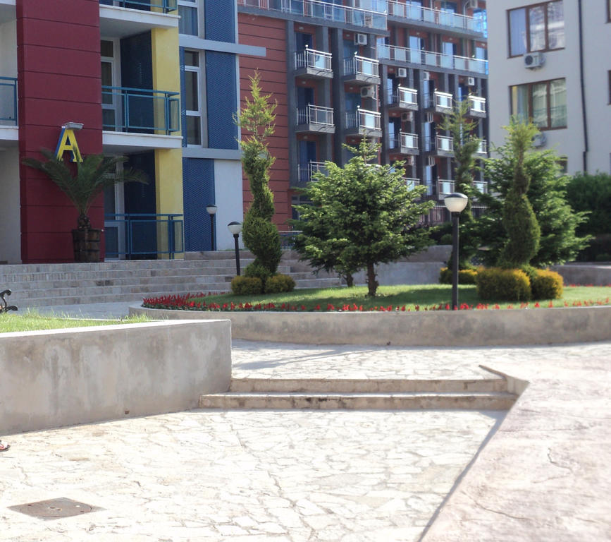 Elit 4 Apartments Сонячний Берег Екстер'єр фото