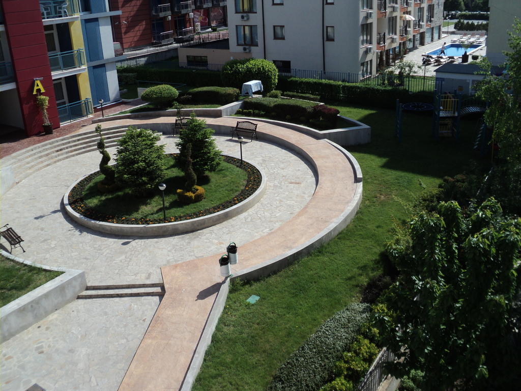 Elit 4 Apartments Сонячний Берег Екстер'єр фото