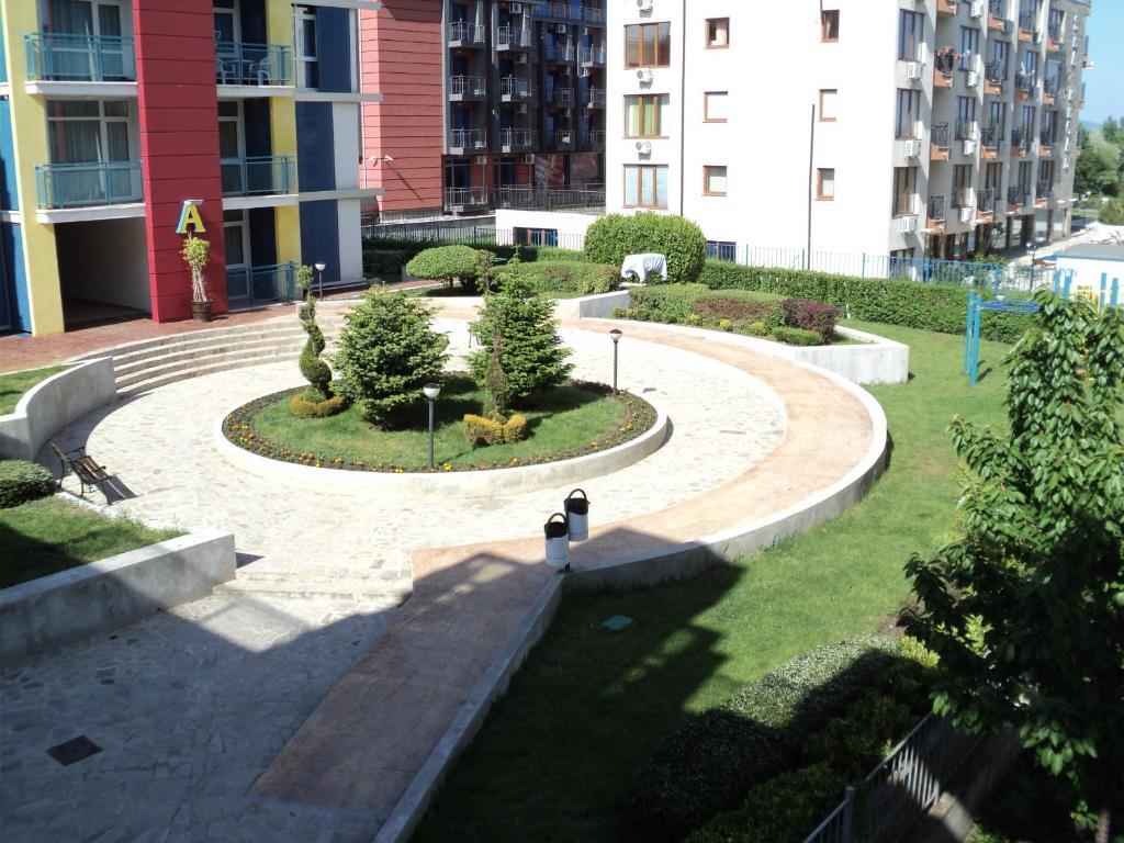 Elit 4 Apartments Сонячний Берег Екстер'єр фото