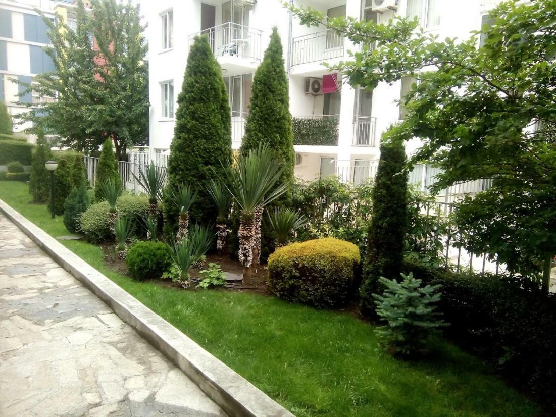Elit 4 Apartments Сонячний Берег Екстер'єр фото